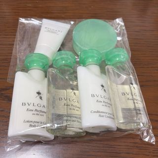 BVLGARI（シャンプー/コンディショナーセット）のフリマアイテム一覧