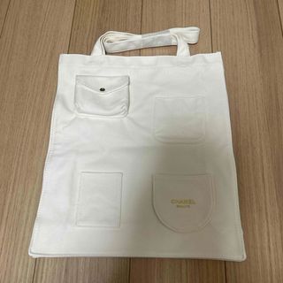 CHANEL（ホワイト/白色系）のフリマアイテム一覧