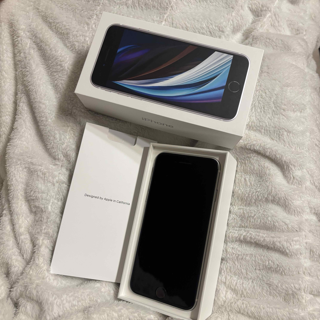 iPhone - ジャンク品 Apple iPhone SE 第2世代 64GB ホワイト 箱ありの