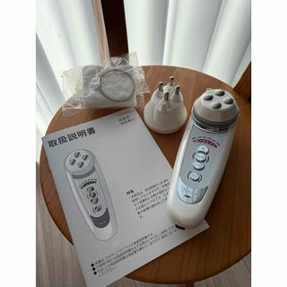 ニュースキン ルミスパ 充電器の通販 by akiu3u's shop｜ラクマ