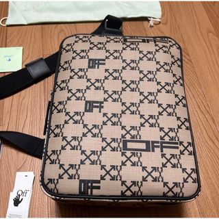 Off-White - OFF-WHITE オフホワイト ショルダーバッグの通販 by