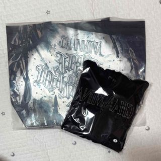 vaundy Mサイズパーカー 黒の通販 by おにぎり｜ラクマ