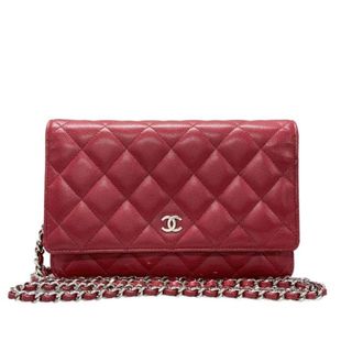 CHANEL（財布 ・ レッド/赤色系）のフリマアイテム一覧