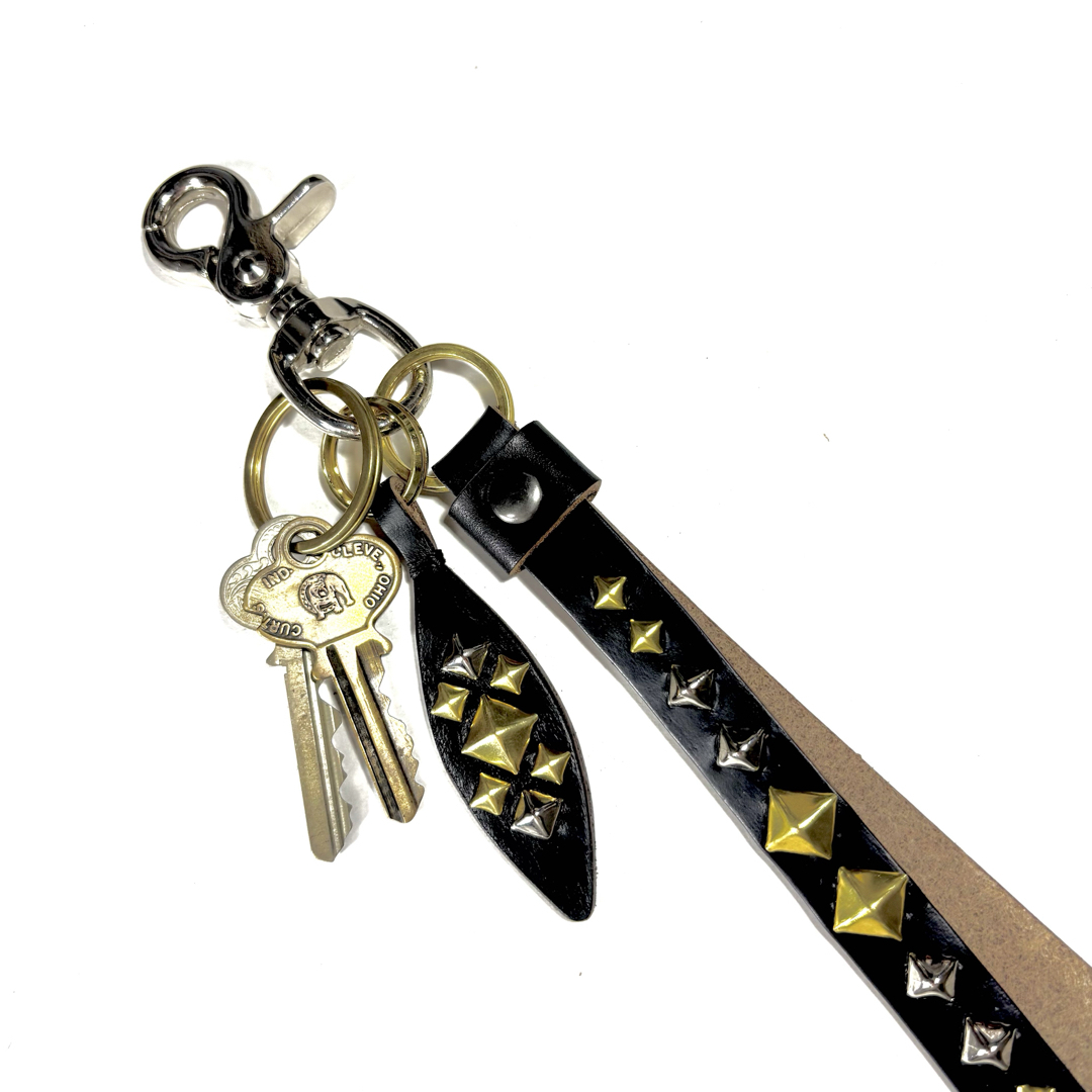 CALEE - スタッズキーホルダー［sh200-1764］高級レザーCALEEキャリー