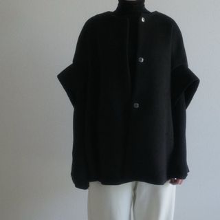 ZARA - ZARA LIMITED EDITION オーバーサイズ キルティング ポンチョの