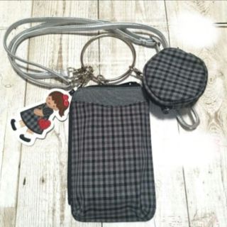 familiar - 完売！レア！familiar ポシェット ショルダーバッグ