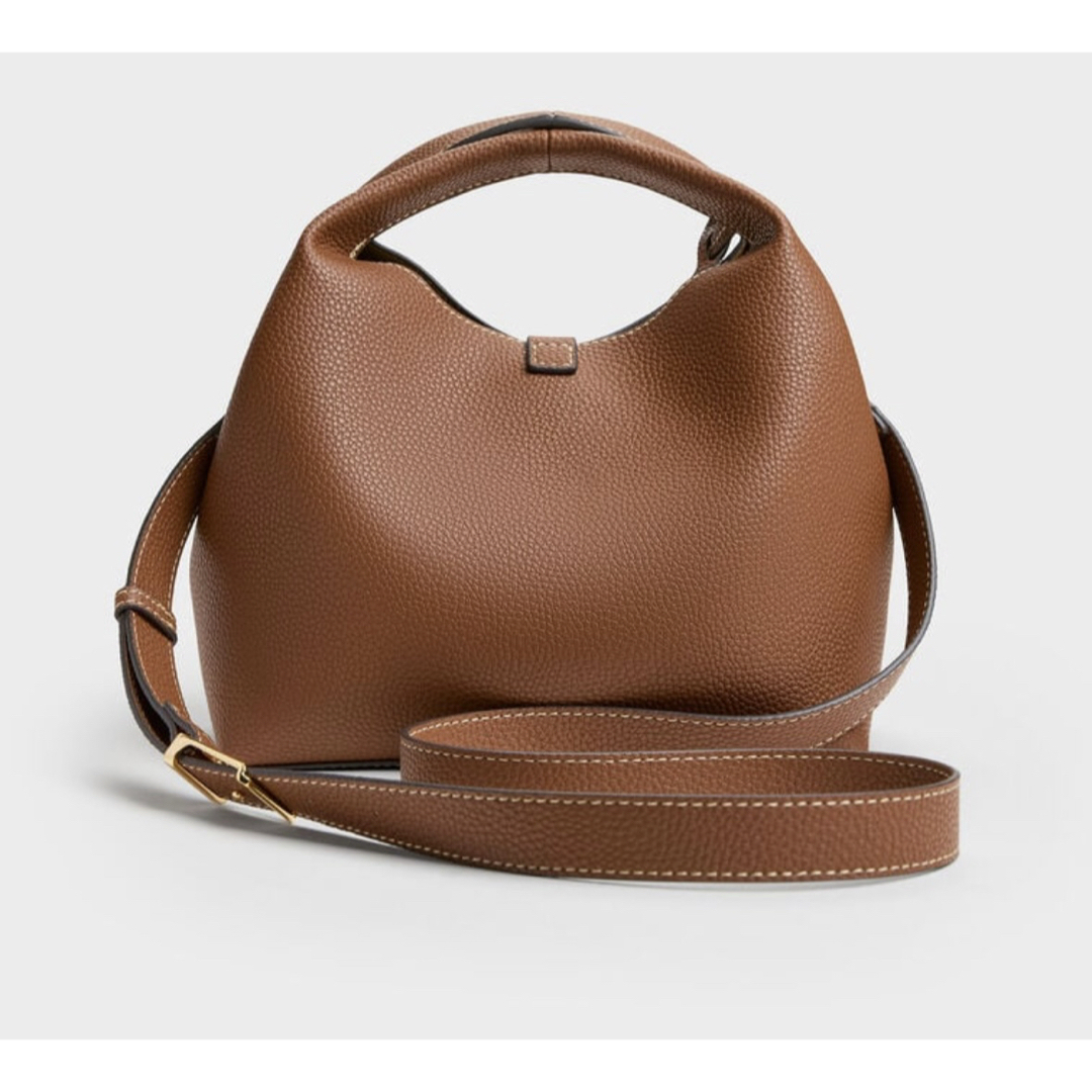 Charles and Keith - 〈新品〉 CHARLES & KEITH チャンス バケット