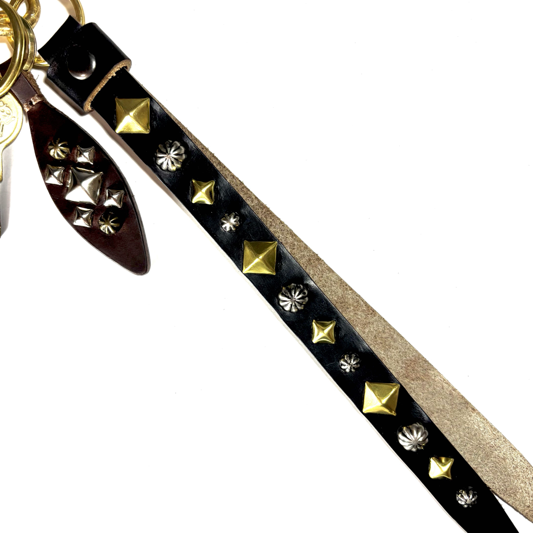 CALEE - スタッズキーホルダー［sh250-1700］高級レザーCALEEキャリー