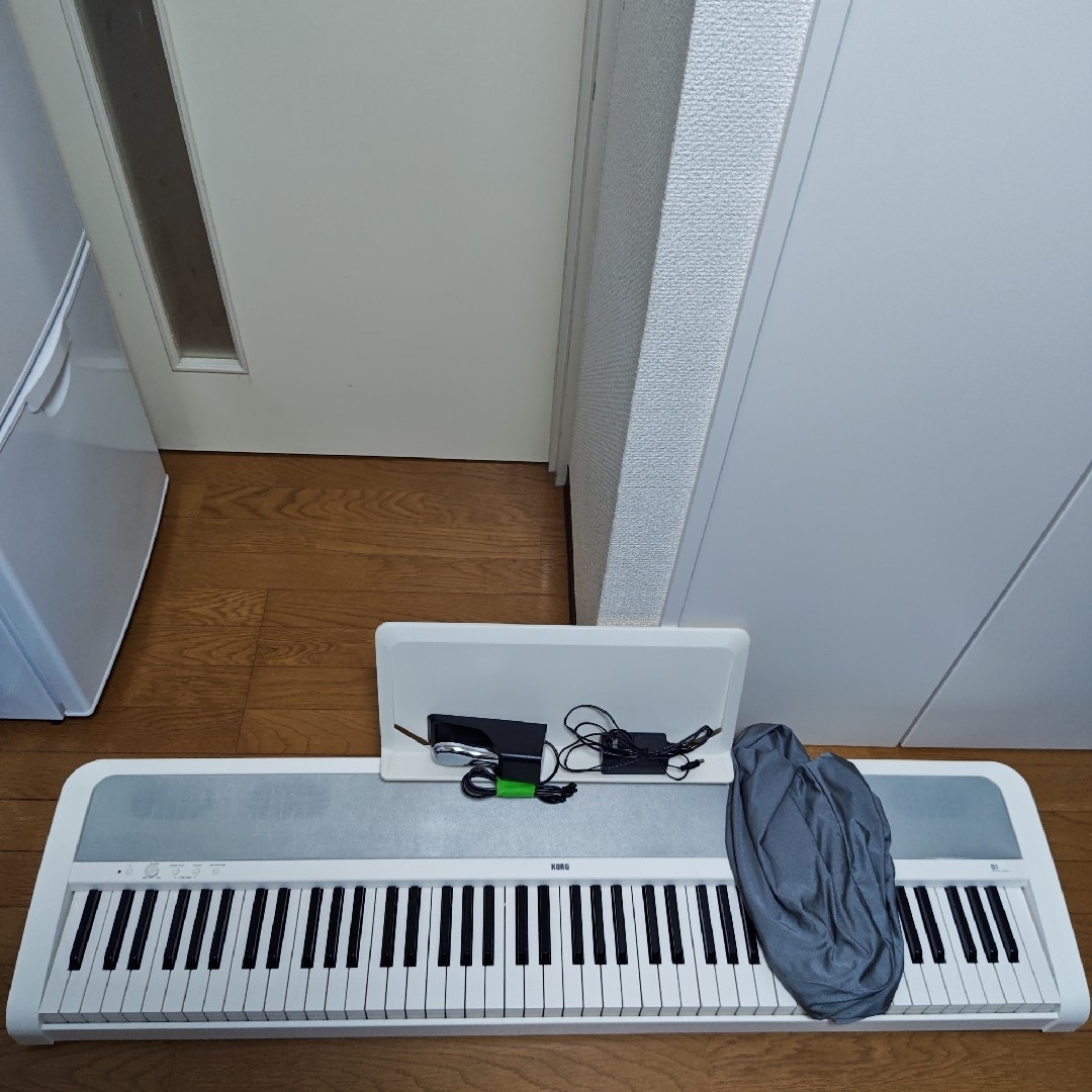 KORG - 【付属品完備】KORG B1 電子ピアノ 純正ペダル・譜面台・カバー