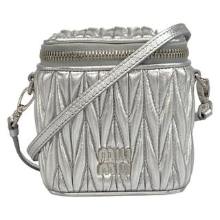 MIU MIU（ショルダーバッグ ・ シルバー/銀色系）のフリマアイテム一覧