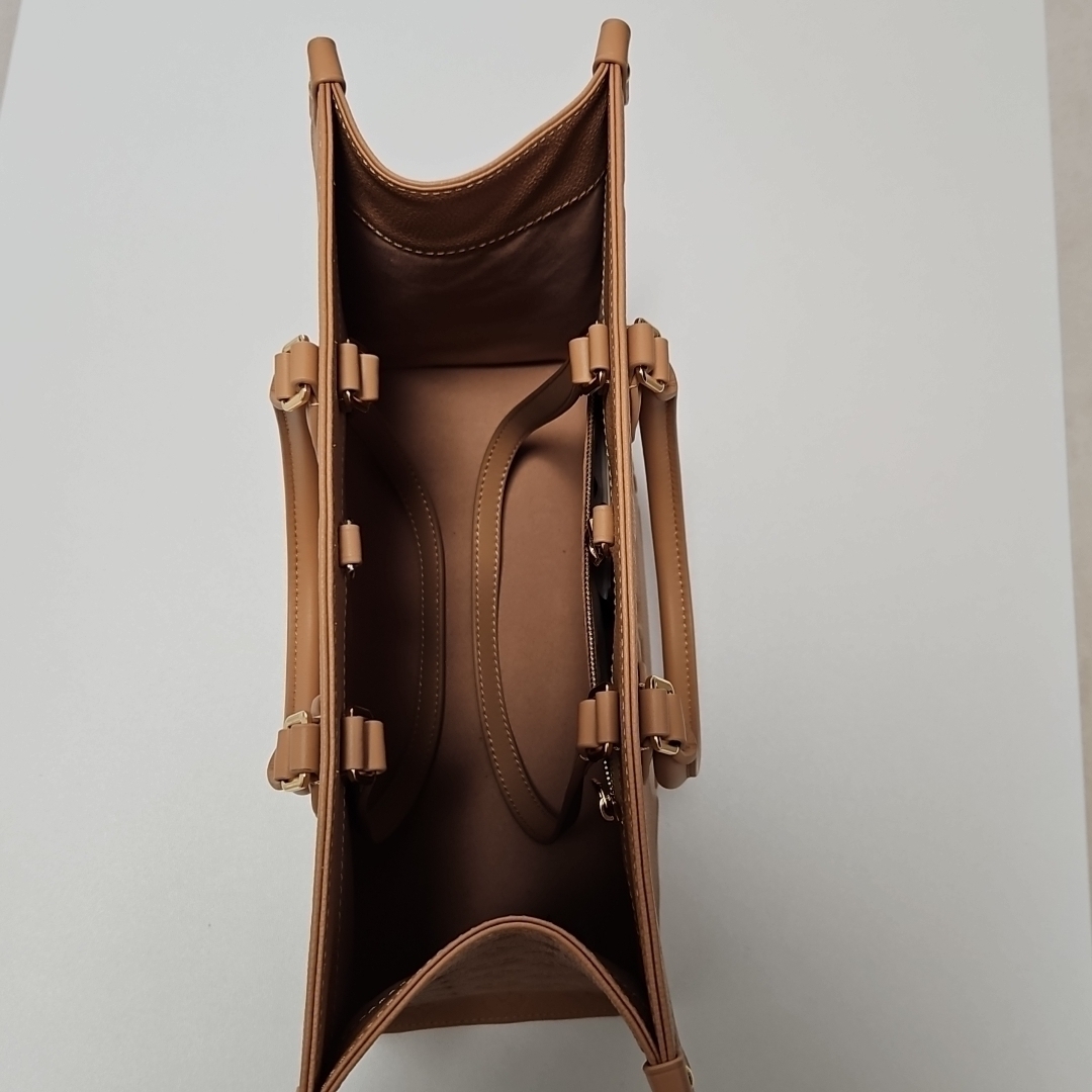 LOUIS VUITTON - ルイヴィトン ノベルティの通販 by kst's shop｜ルイ