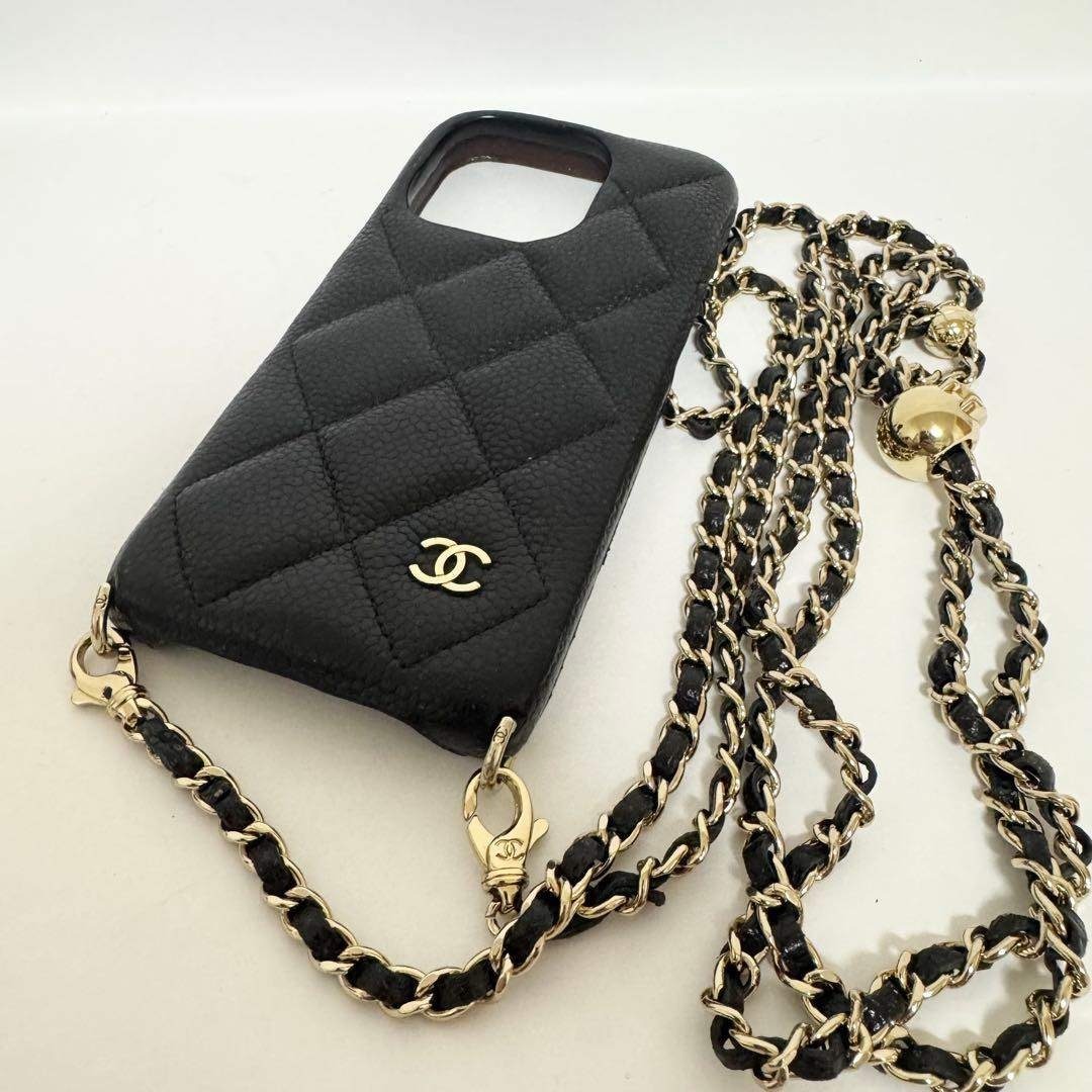 CHANEL - 【美品】シャネル iPhone15pro ケース チェーンショルダー
