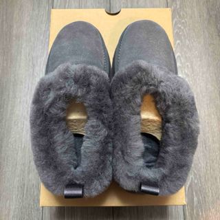 UGG - UGGモカシンの通販 by 2505's shop｜アグならラクマ