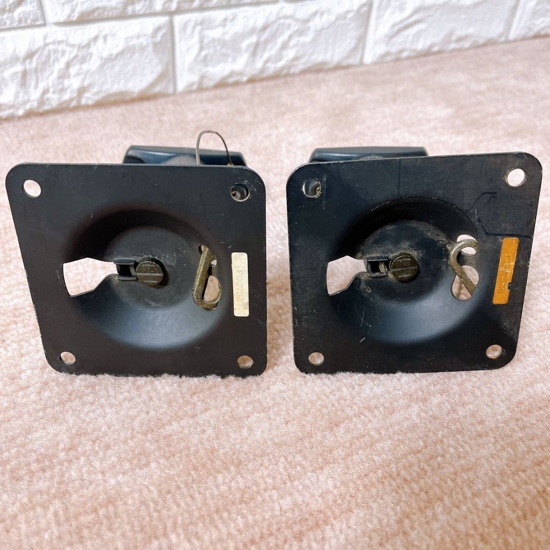 BOSE MODEL 101MM 設置型 1ペアスピーカーブラケット Yahoo