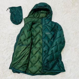 mont bell（ダウンジャケット ・ グリーン・カーキ/緑色系）のフリマ