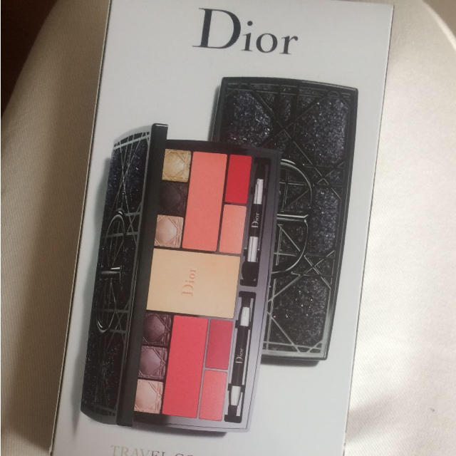 Christian Dior - ディオールコスメパレット日本未発売新品の通販 by