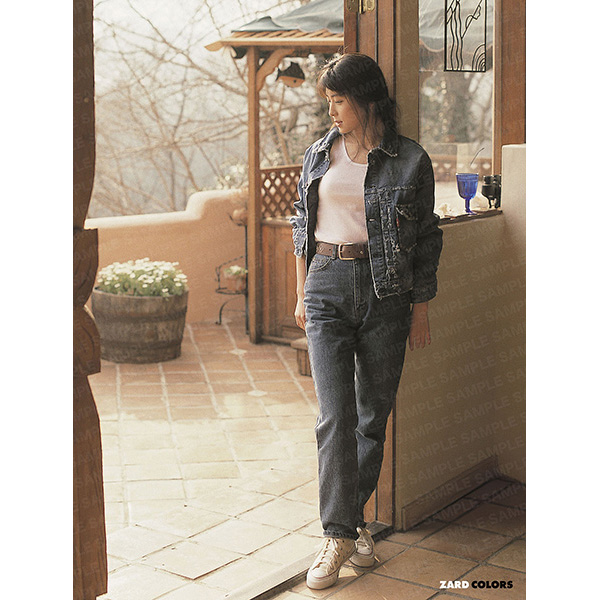 ZARD 35周年記念写真集『ZARD - MONOCHROME -／- COLORS -』2025年6月4