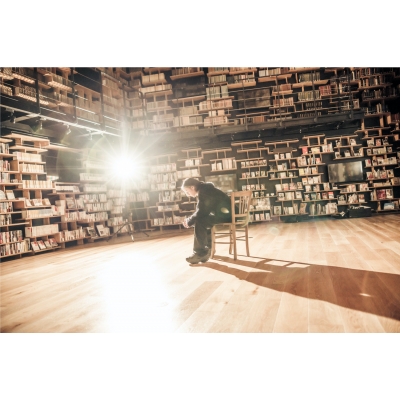 完全予約受注生産] 稲葉浩志作品集「シアン」特装版 : 稲葉浩志