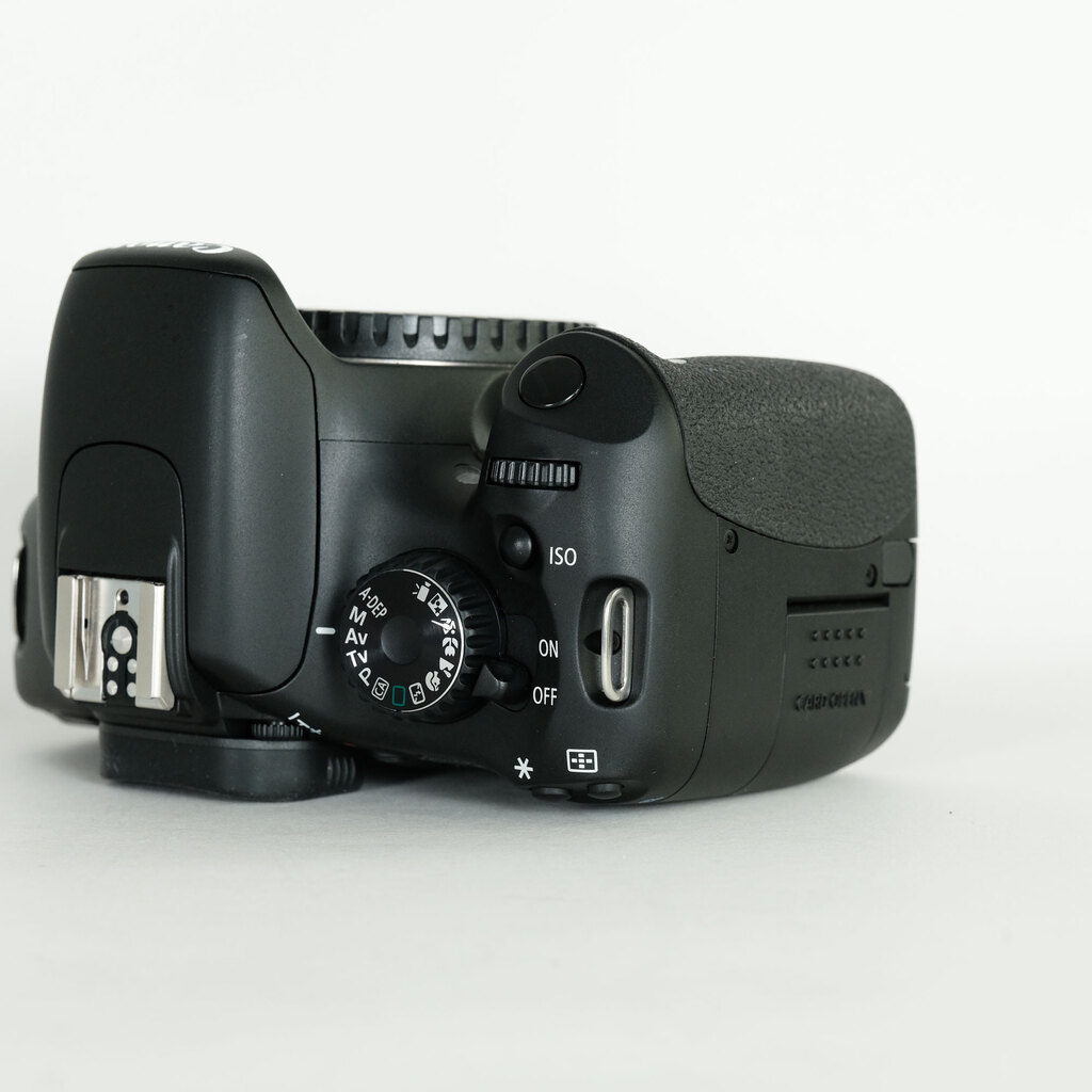 Canon EOS Kiss X4の出品 | ONE SCENE（ワンシーン）