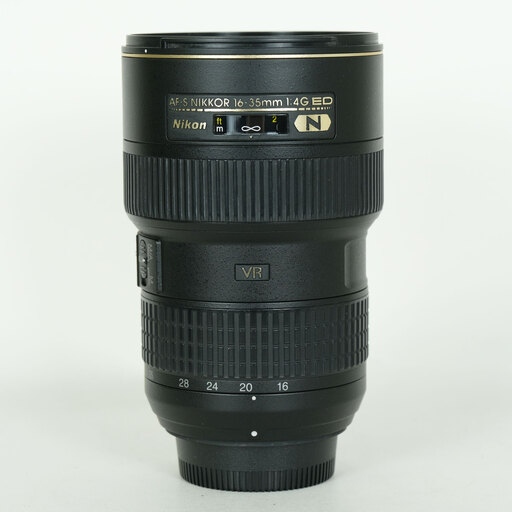 Nikon AF-S NIKKOR 16-35mm F4 G ED VRを徹底解説。作例からレビュー