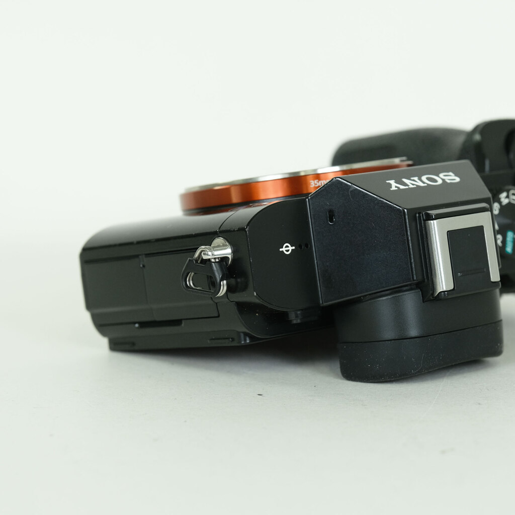 SONY α7S（ILCE-7S）の出品 | ONE SCENE（ワンシーン）