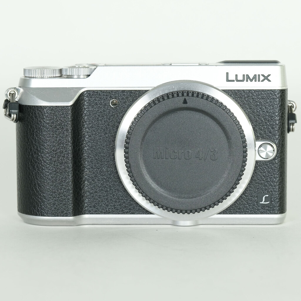 Panasonic LUMIX DMC-GX7MK2 ボディ シルバーの出品 | ONE SCENE（ワン