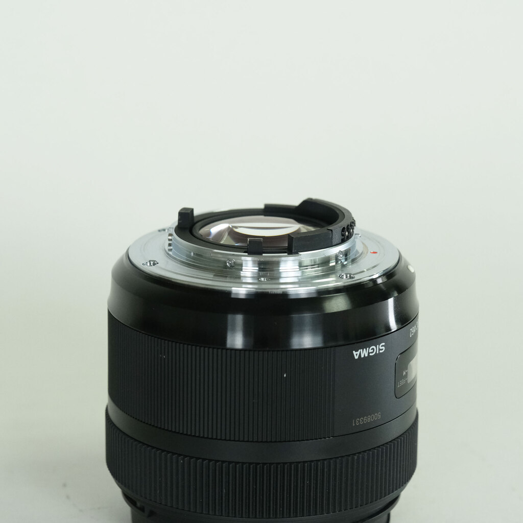 SIGMA 30mm F1.4 DC HSM｜Art [ニコン用]の出品 | ONE SCENE（ワンシーン）