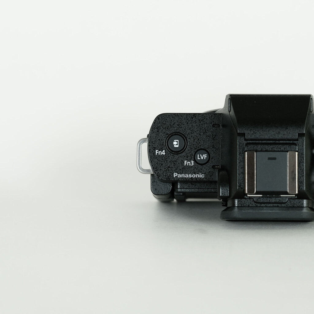 Panasonic LUMIX DC-G100V 標準ズームレンズ ＋ トライポッドグリップ