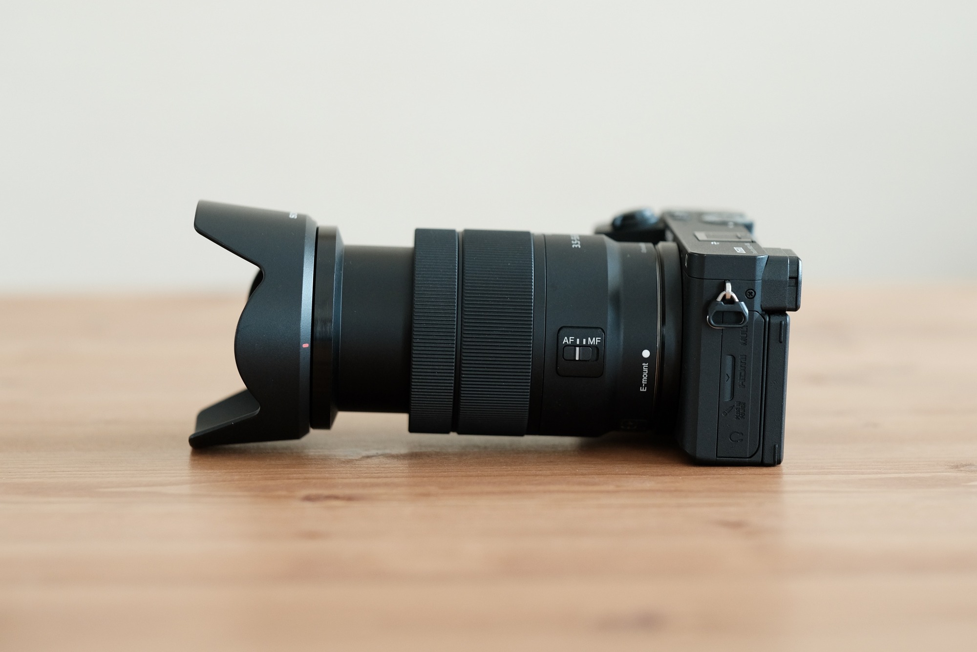 SONY E 18-135mm F3.5-5.6 OSS SEL18135を徹底解説。作例からレビュー