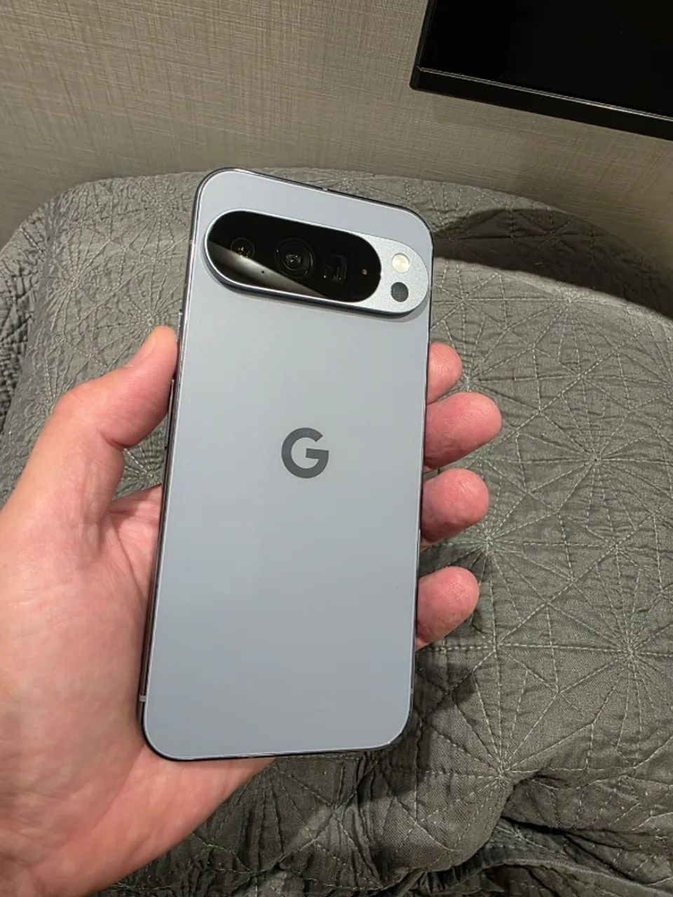 Google Pixel 10 Pro XL - 256GB - Moonstone? *Novo* (Aberto apenas