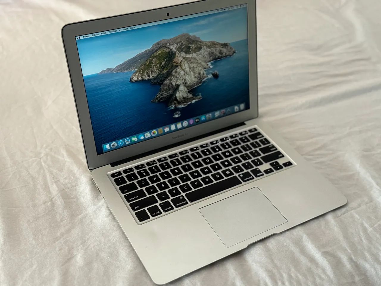 macbook air 13 i5 4gb