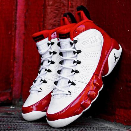 国内10月5日発売予定】ナイキ エアジョーダン 9 レトロ ホワイト