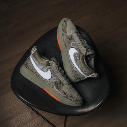 国内4月25日発売予定】ナイキ ブック 1 EP 