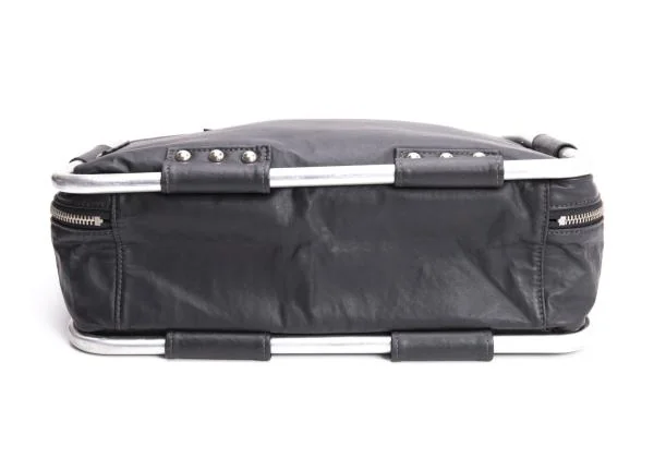 ジャンポールゴルチエJean Paul GAULTIER メタルフレーム2WAYバッグ 黒