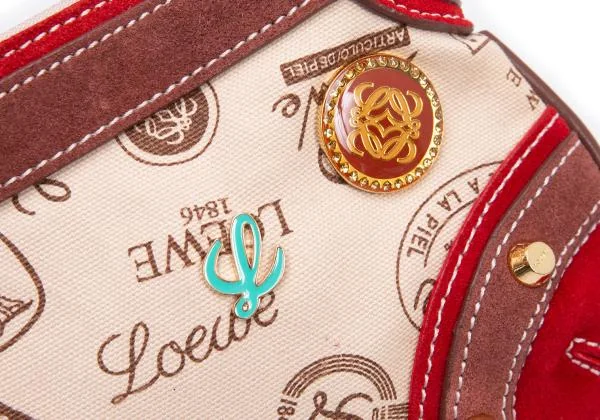 ロエベLOEWE 160周年記念 ピンバッチ装飾ミニショルダーバッグ