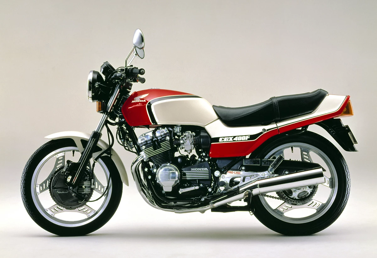 名車CBX400Fに初採用！ 80年代ホンダの画期的ブレーキ機構「インボード