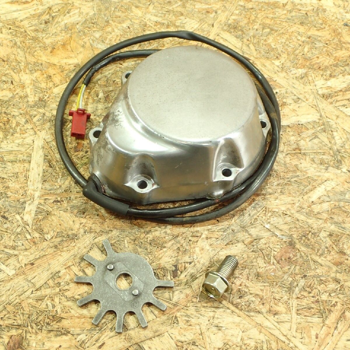 ホンダ エンジンカバー 右11311-MAZ-000 CB1300 SC54 - メルカリ