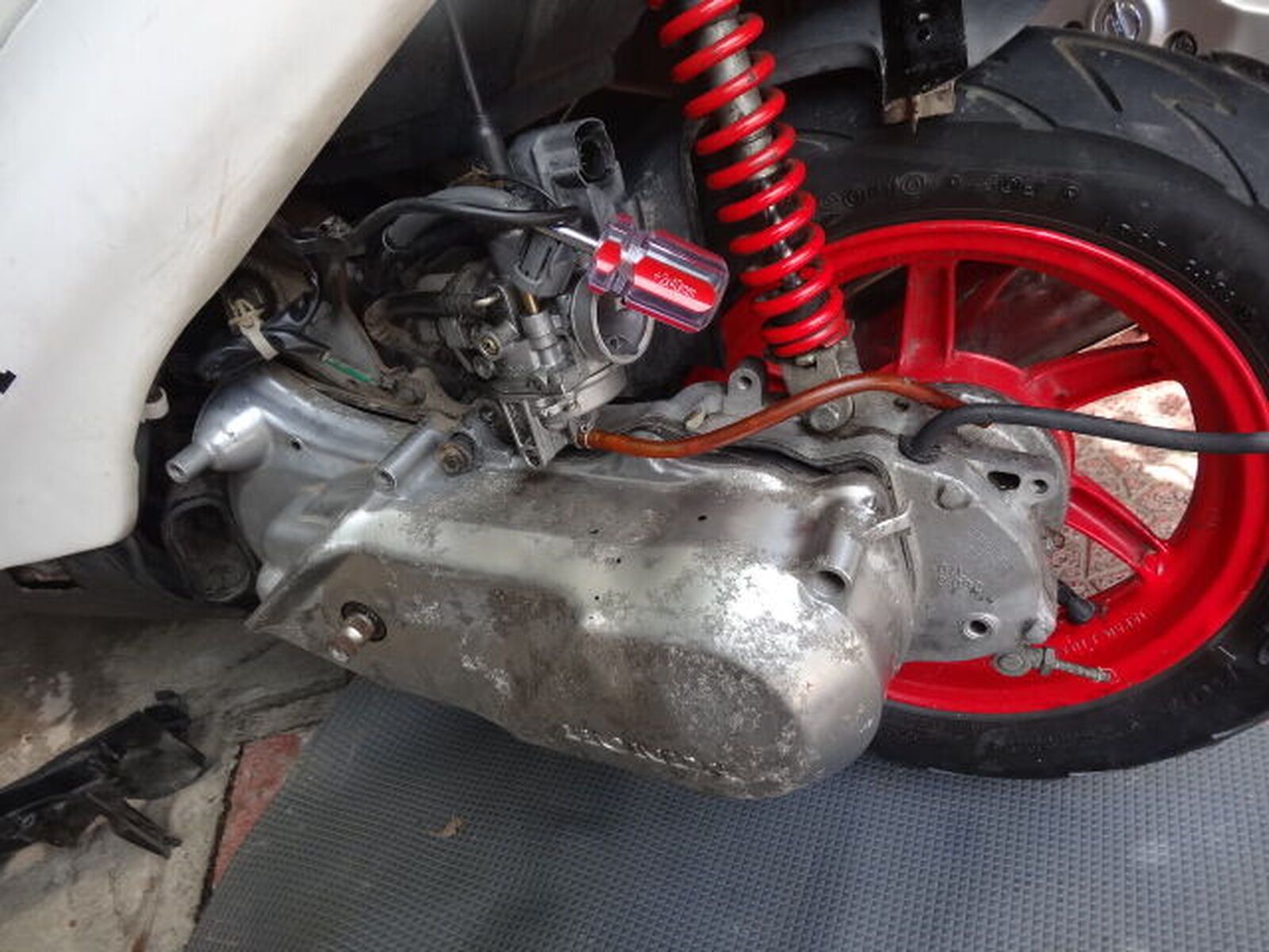 不動車 DiO ZX （50thアニバーサリーペシャル）をなんとかしてくれ、の