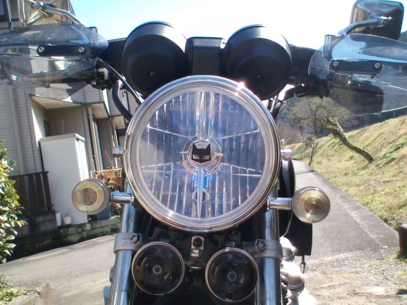 HONDA CB1100「ヘッドライト交換」 | ウェビックコミュニティ