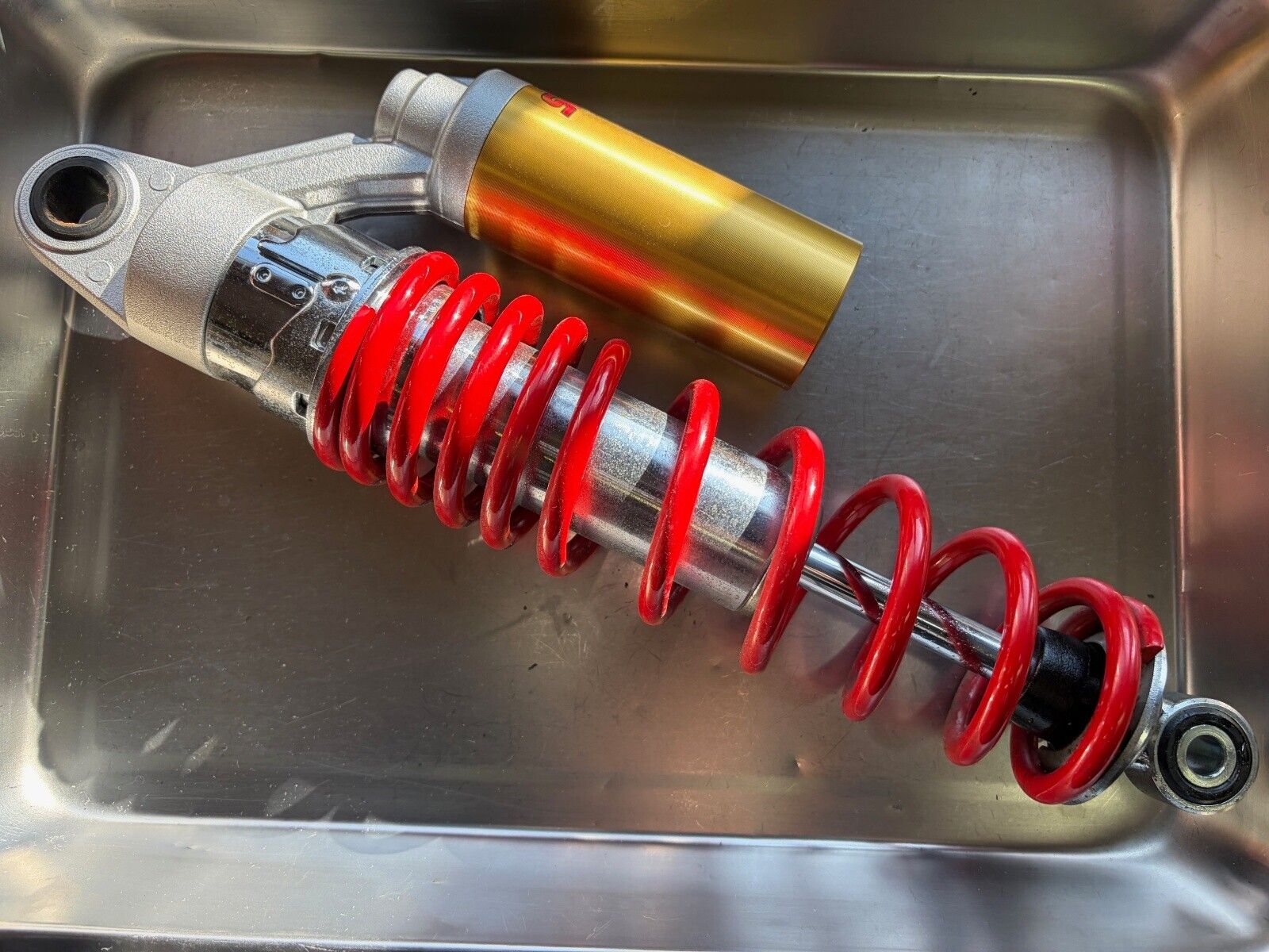 CB400SFリヤショックお漏らし修理」 | ウェビックコミュニティ