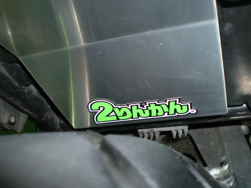 KAWASAKI ZEPHYR400χ「☆ﾘｱ・ｲﾝﾅｰﾌｪﾝﾀﾞｰｱﾙﾐで作製＆取付け