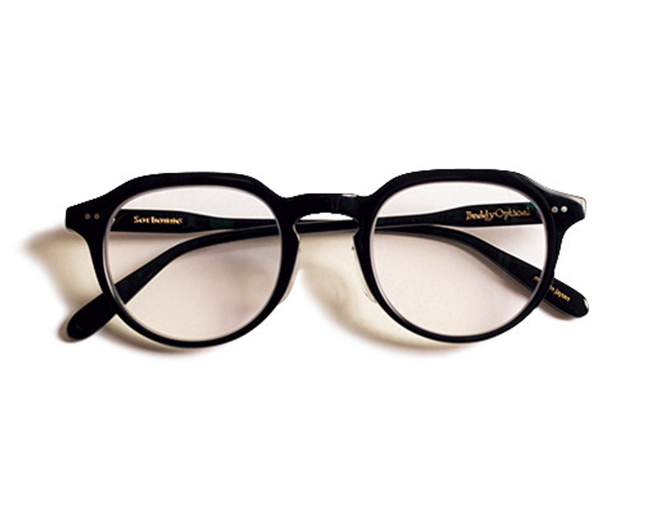 旬なおしゃれメガネはこの2タイプ】「黒縁」と「多角形メタル」細かく