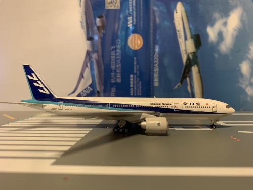 Phoenix 1:400 Boeing 777-200 ANA 全日空PH04261 JA8197 的相册- 飞机