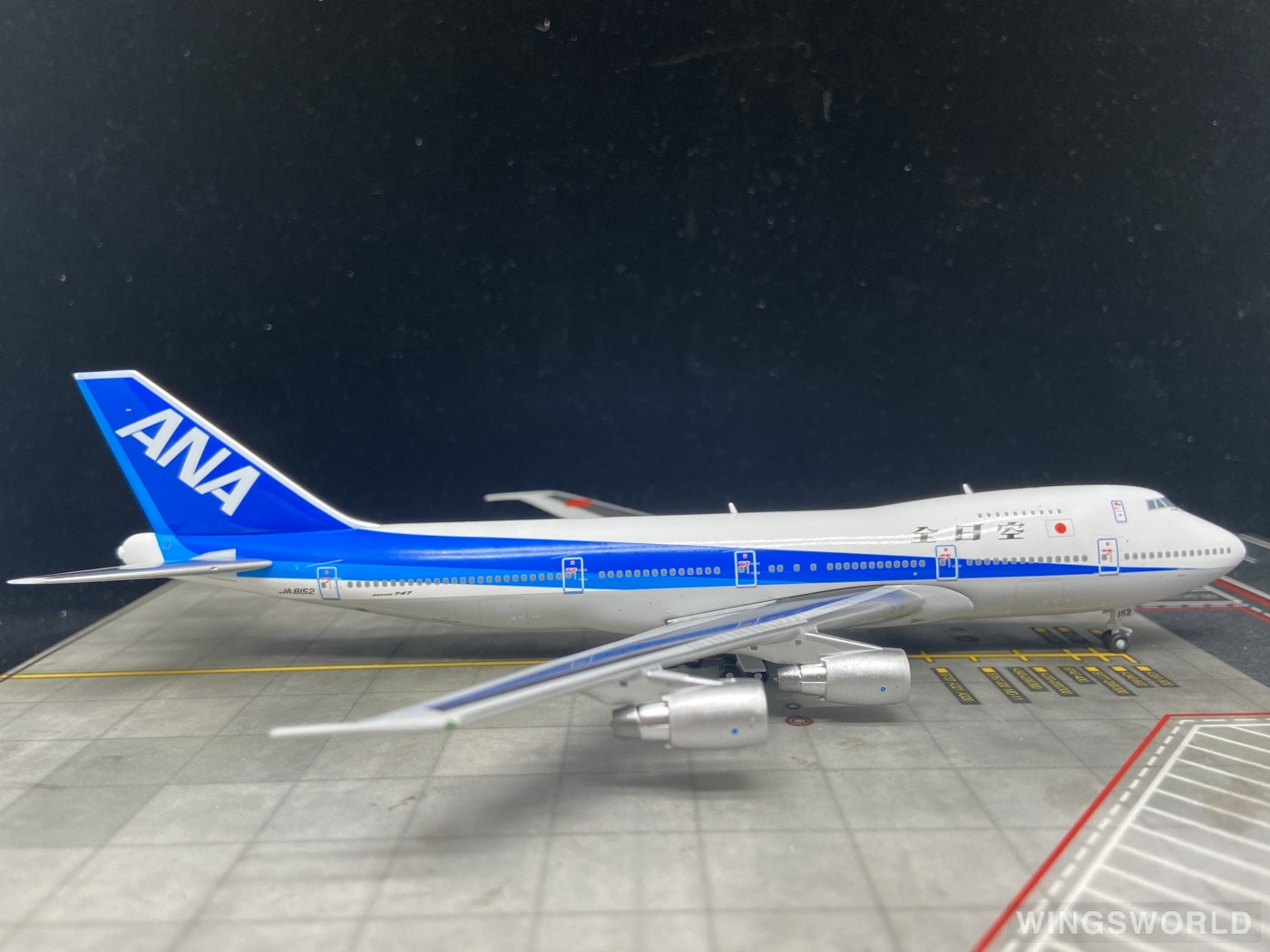 Big Bird 1:400 Boeing 747-100 ANA 全日空BB4-741-003 JA8152 的照片