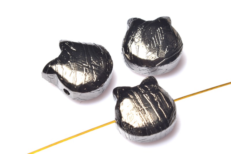 アルタイ隕石(メテオライト) 10x10mm 猫(貫通穴) ブラックコーティング