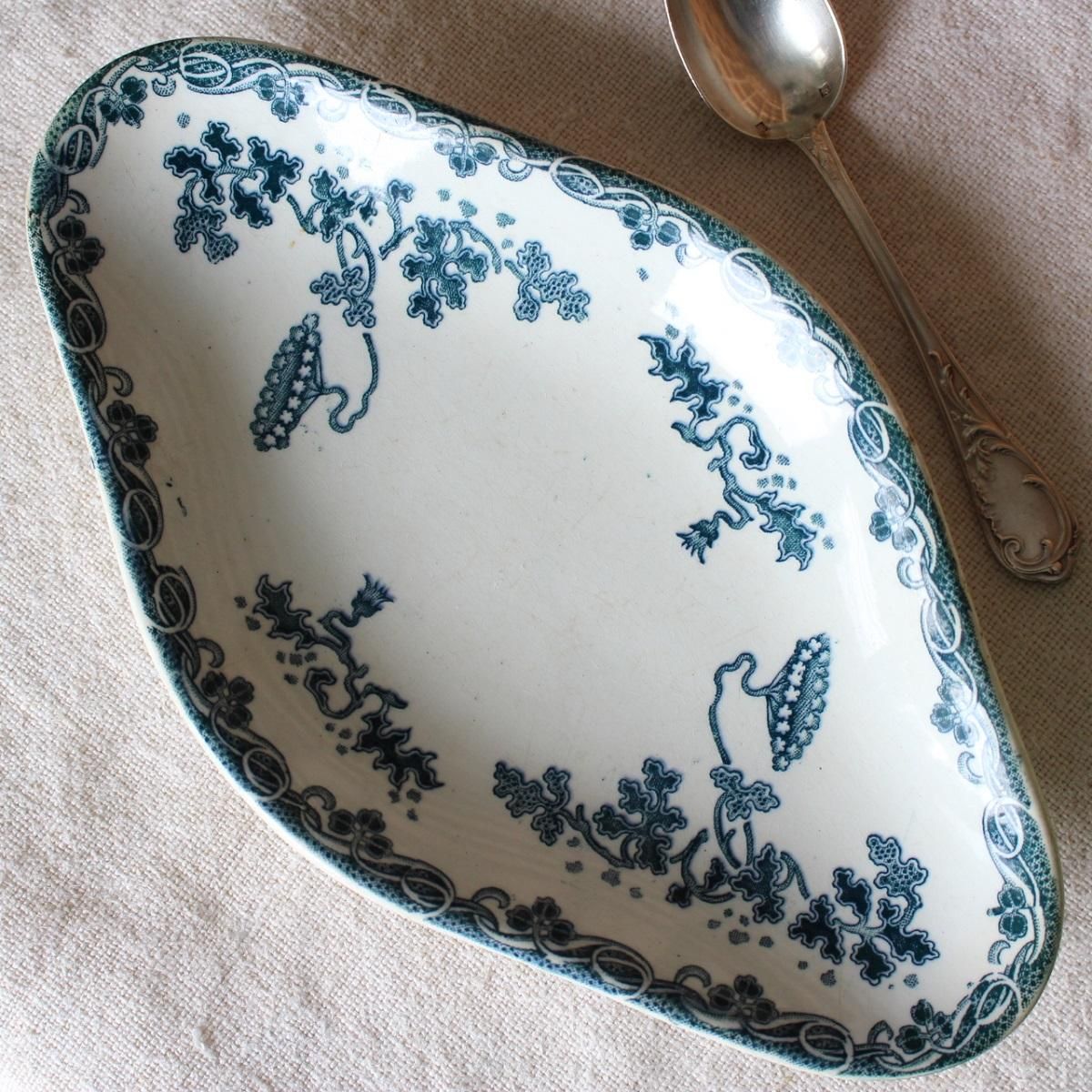 フランス製1900年初頭の素朴なひし形プレート