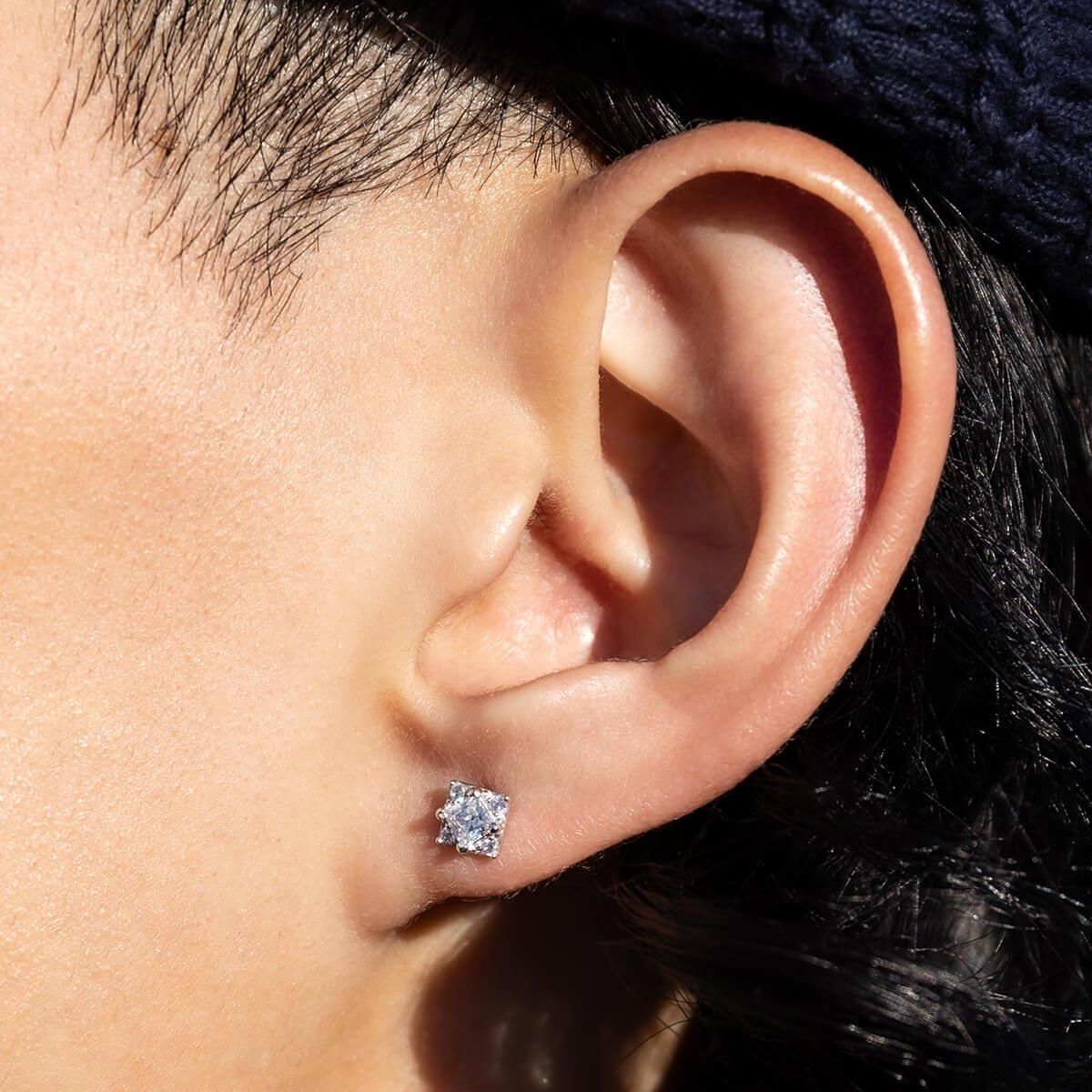 10K ホワイトゴールド ピアス 5mm - AVALANCHE OFFICIAL STORE