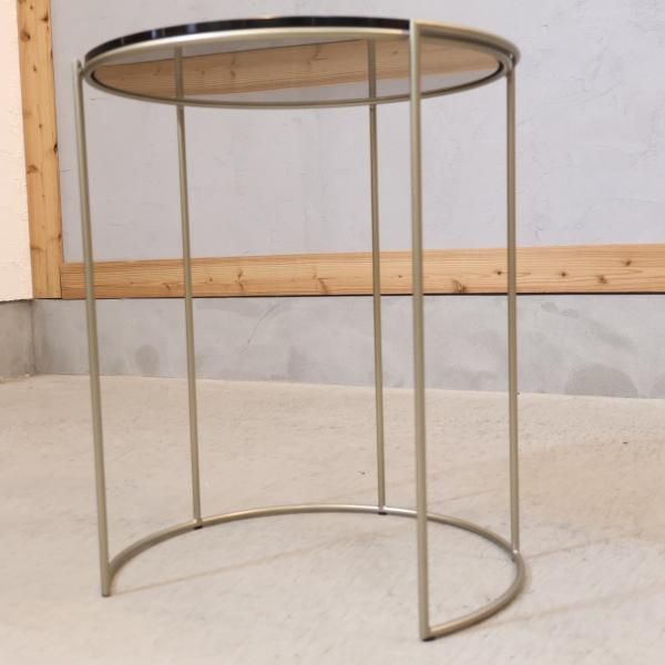 arflex(アルフレックス)よりCLIPS(クリップス)コーヒーテーブルです