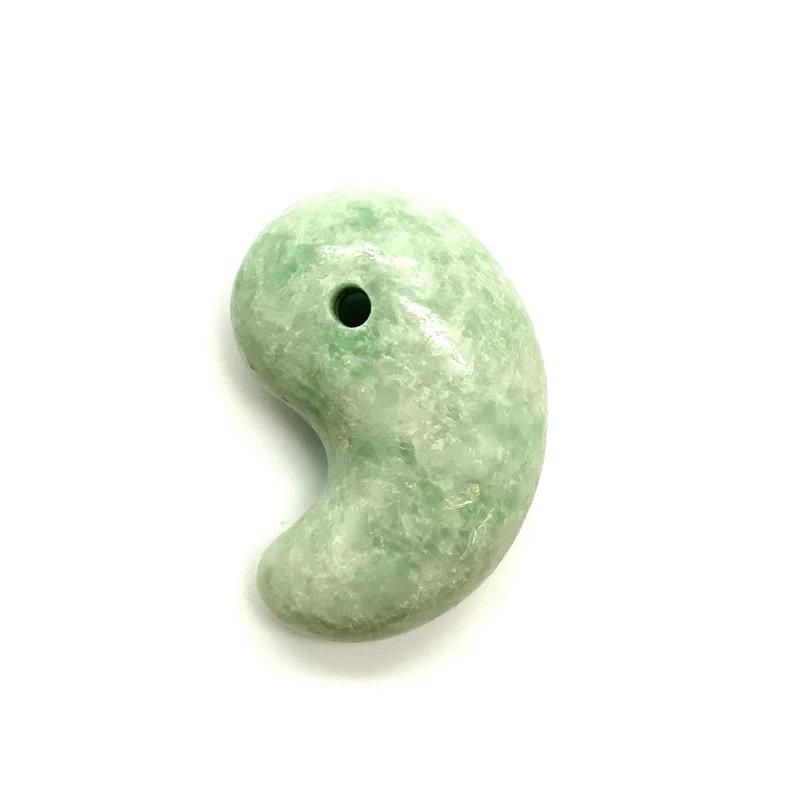 糸魚川翡翠 勾玉 巴型 】 国産 天然石 糸魚川産翡翠 ひすい ヒスイ