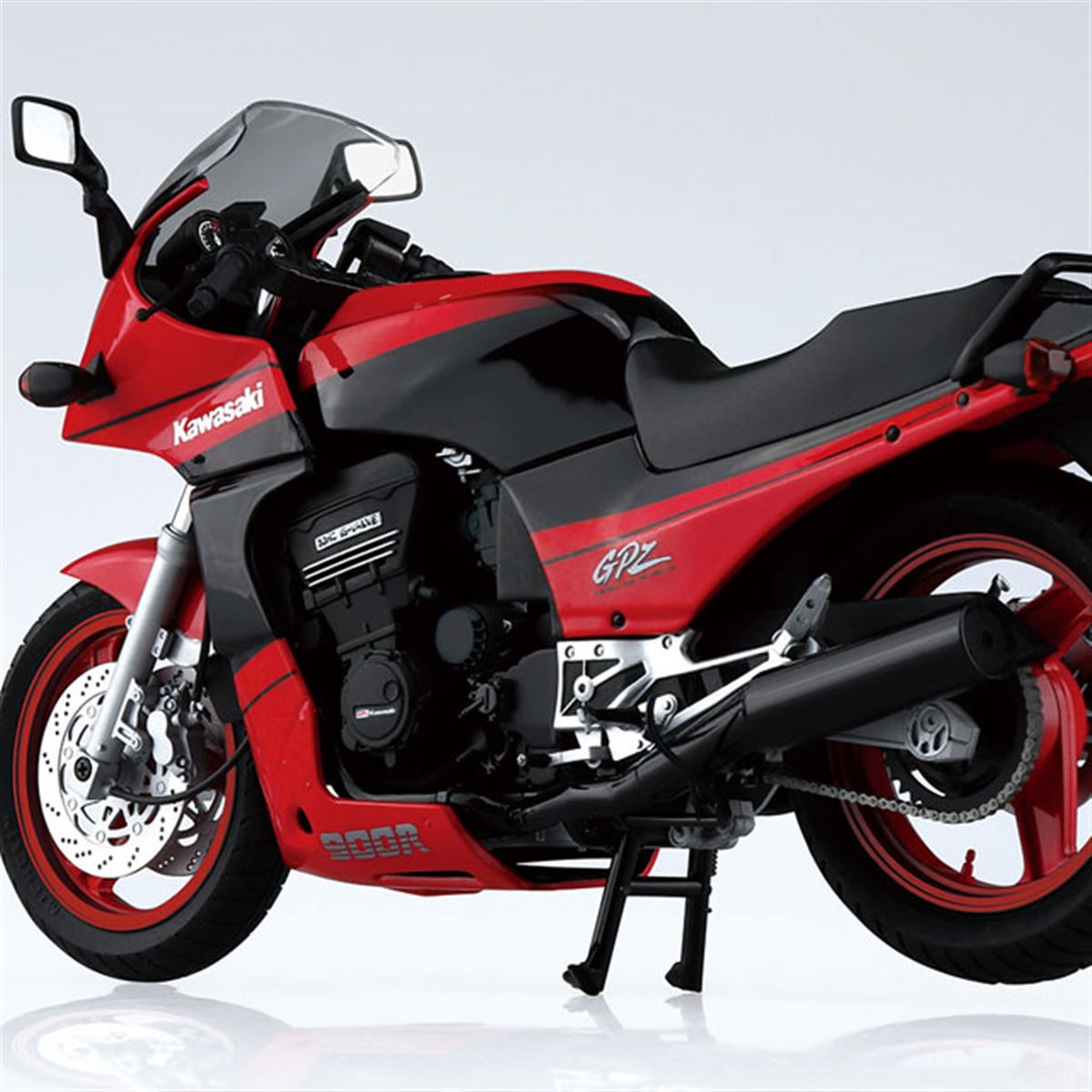 AOSHIMA、1990年モデルの「ZX900A GPZ900R Ninja」A7型を1/12スケール